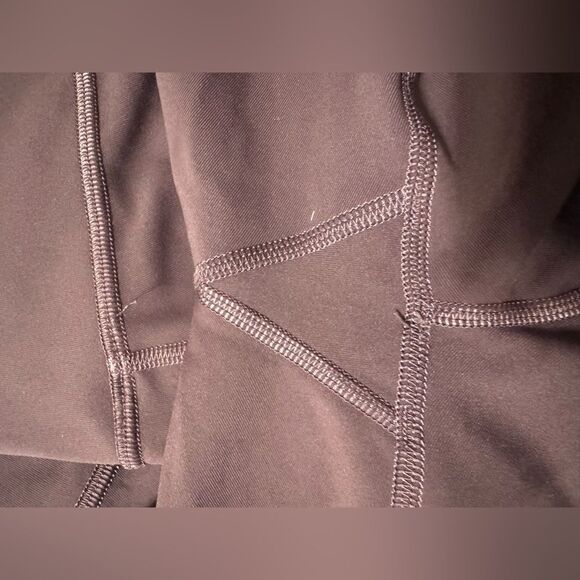 Lululemon Women’s Purple Leggings Size 6 - Picture 7 of 8